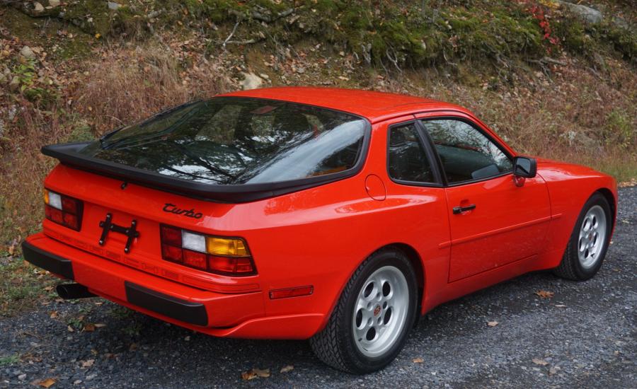  Porsche 944 Turbo 1986 года  (фото 11 из 149)